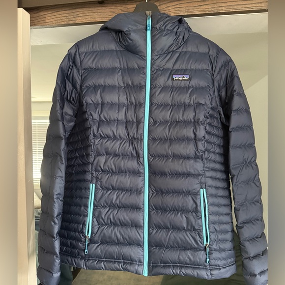 Patagonia Jackets & Blazers - Patagonia Women's Down Sweater Hoody